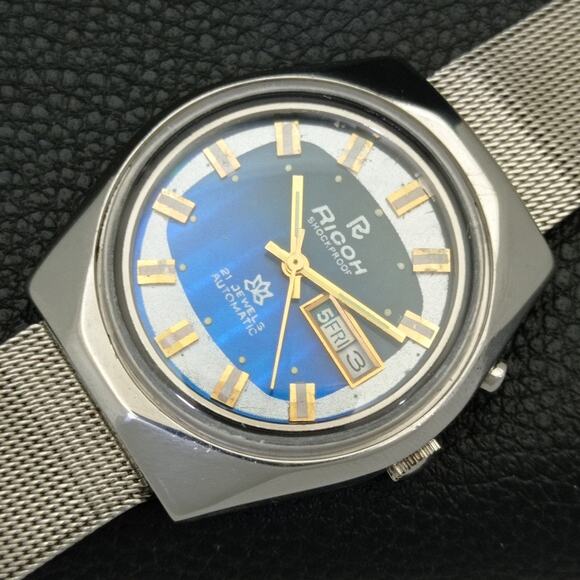 Vintage 1973 Ricoh Automer atic Mens SilvWatch W/daydate & Blue accents - Picture 6 of 10